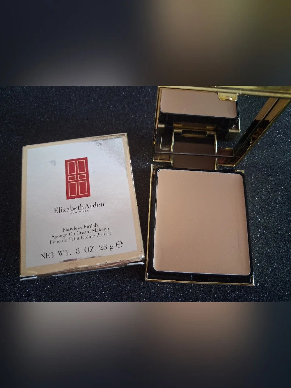 Elizabeth Arden Flawless Finish Sponge On Cream Makeup In Warm Sunbeige